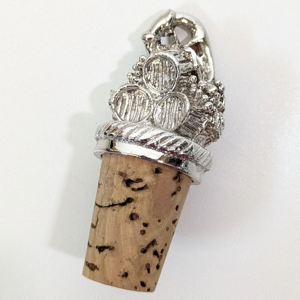 VTG Style Silver Wine Stoppers Set of 2 Grapes Barrel Bottle Cork Vineyard Decor
